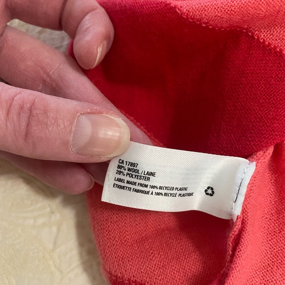 The Gap 3 quarter sleeve sweater - Picture 9 of 9